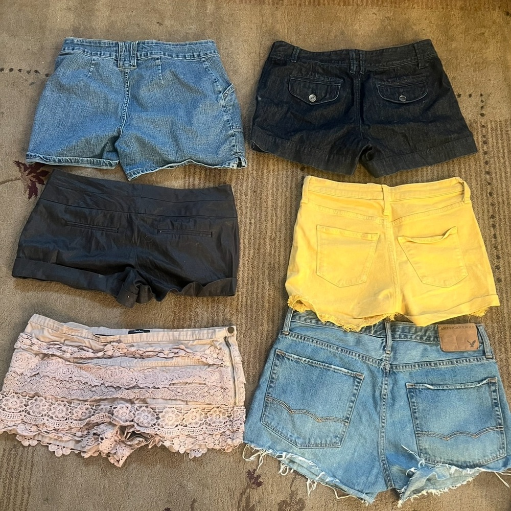 American Eagle Outfitters Blue Jean Shorts Classic Denim Style - Picture 2 of 2